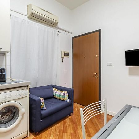 ミラノEasylife - Oasi Urbana In Zona Bocconiアパートメント エクステリア 写真