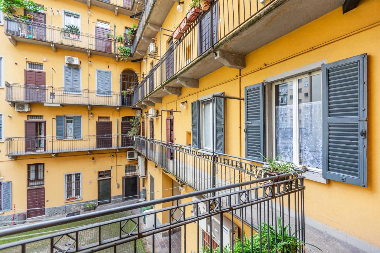 ミラノEasylife - Oasi Urbana In Zona Bocconiアパートメント エクステリア 写真